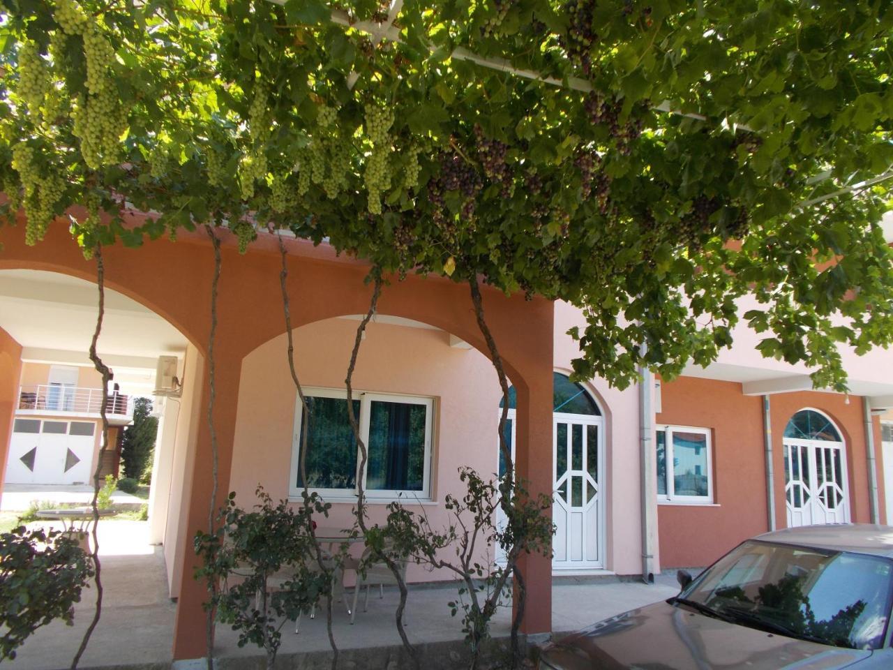 Apartmani Slado Trebinje Exterior photo